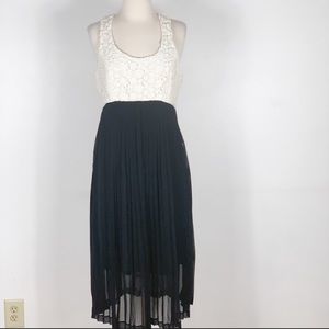 Gorgeous dress by Twinkle by Wenlan